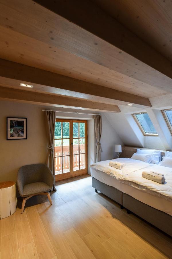 Julian Village Lepena Soca Ngoại thất bức ảnh