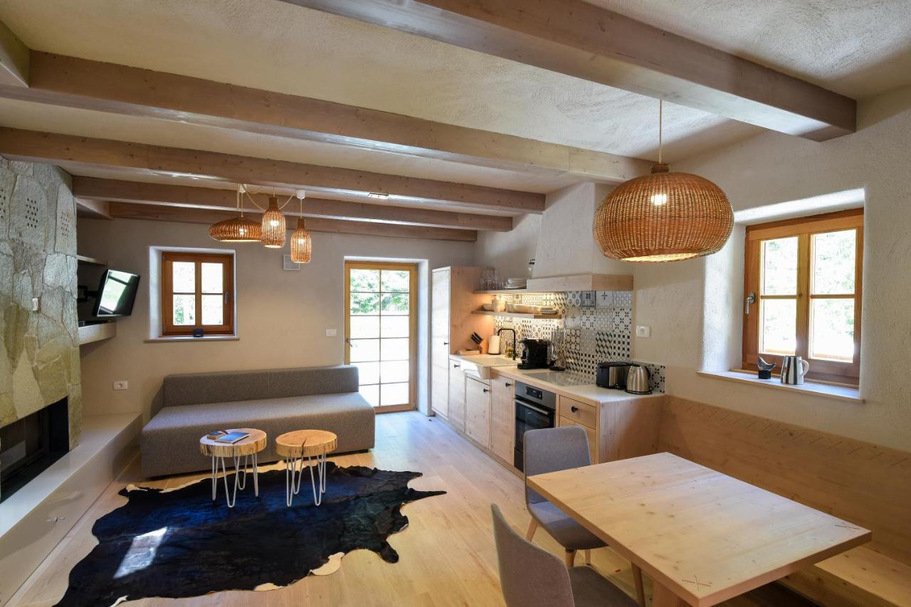 Julian Village Lepena Soca Ngoại thất bức ảnh